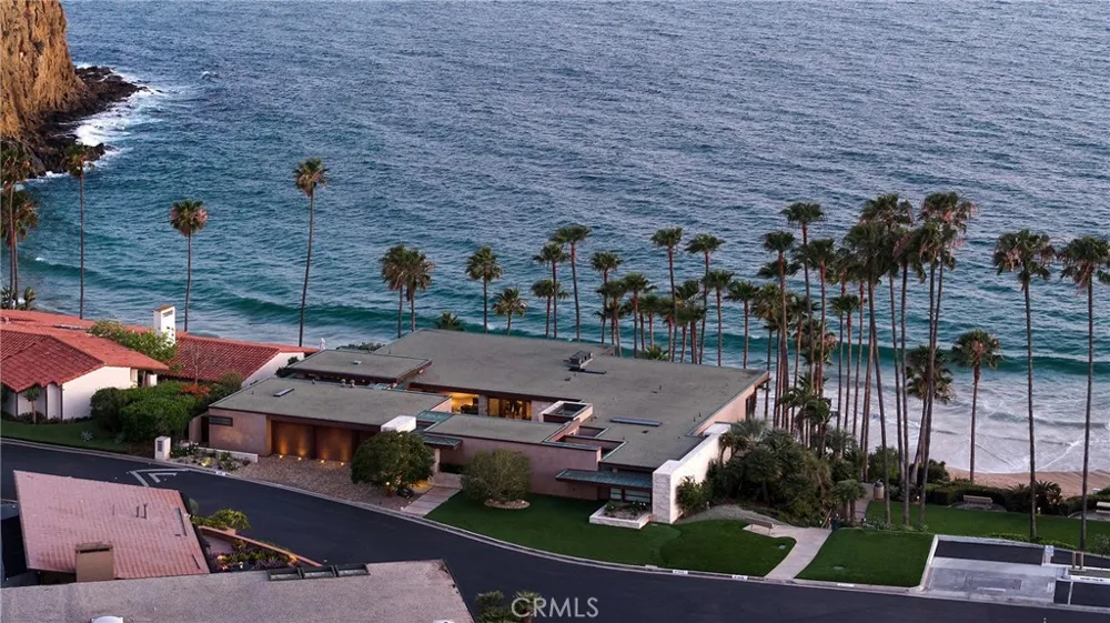 2495 Riviera Laguna Beach, CA 92651