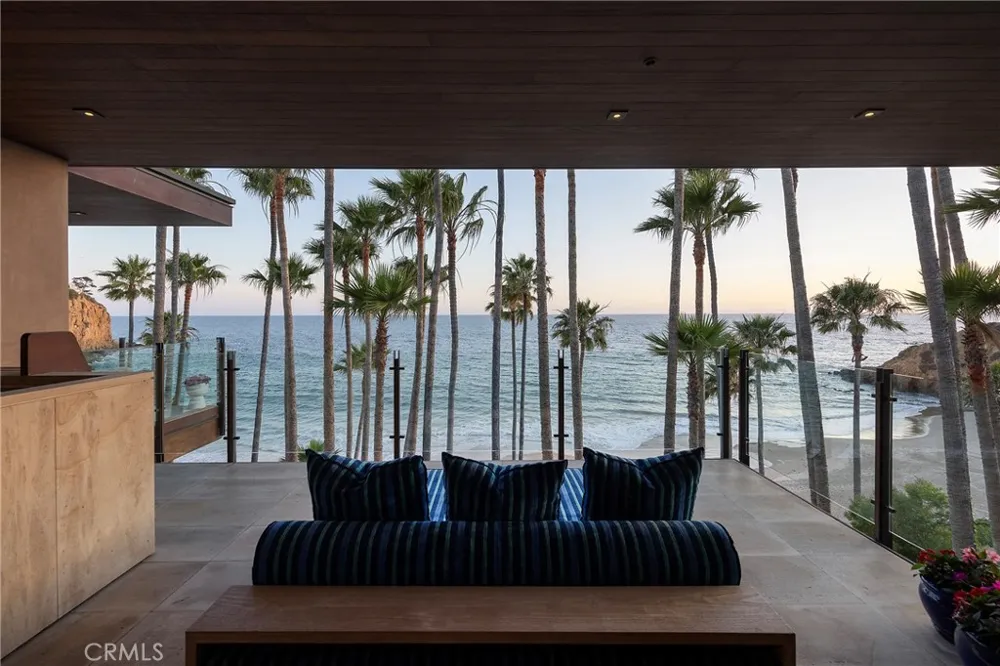 2495 Riviera Laguna Beach, CA 92651