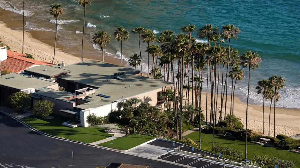 2495 Riviera Laguna Beach, CA 92651