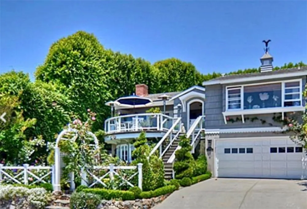 31531 Bluff Drive #Back Hse Laguna Beach, CA 92651