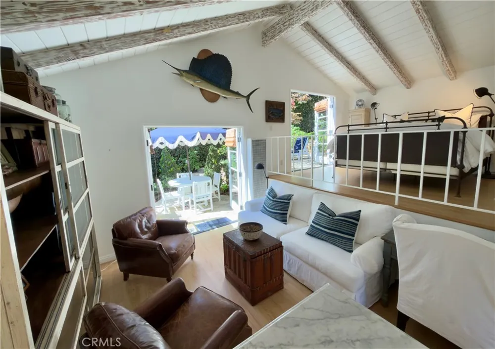 31531 Bluff Drive #Back Hse Laguna Beach, CA 92651