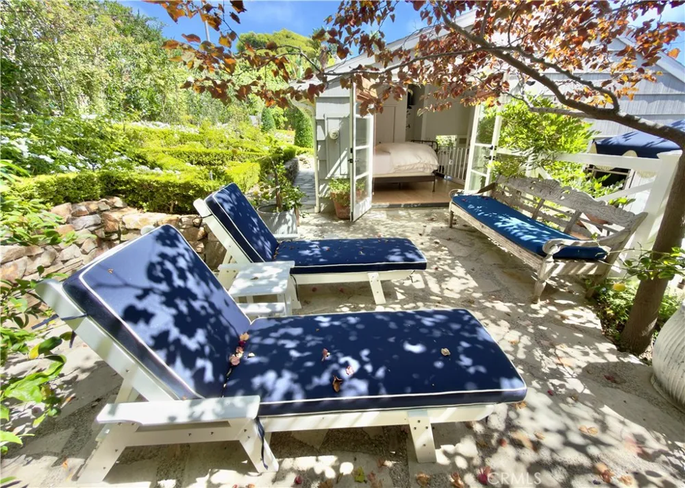 31531 Bluff Drive #Back Hse Laguna Beach, CA 92651