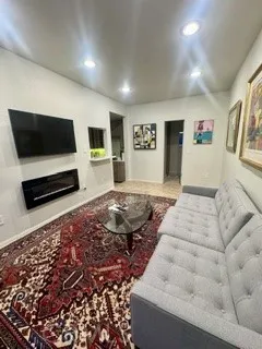343 Myrtle Street #B Laguna Beach, CA 92651