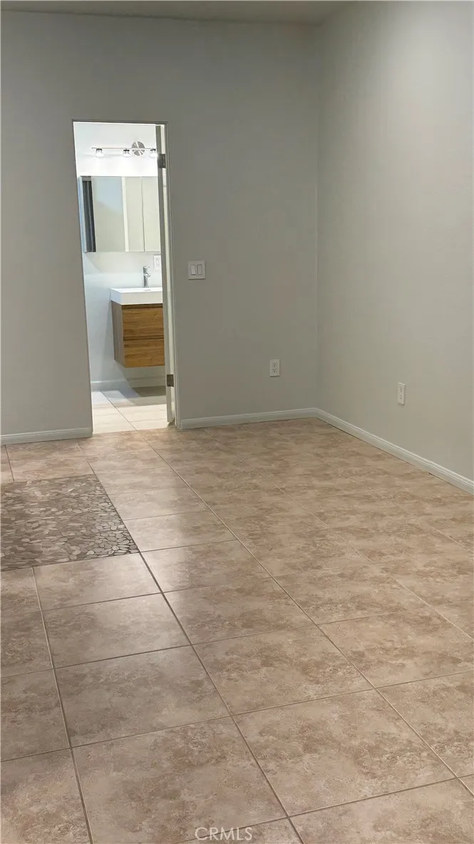 343 Myrtle Street #B Laguna Beach, CA 92651