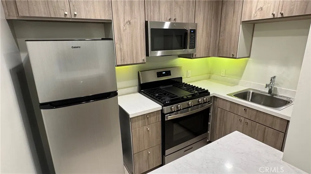 343 Myrtle Street #B Laguna Beach, CA 92651