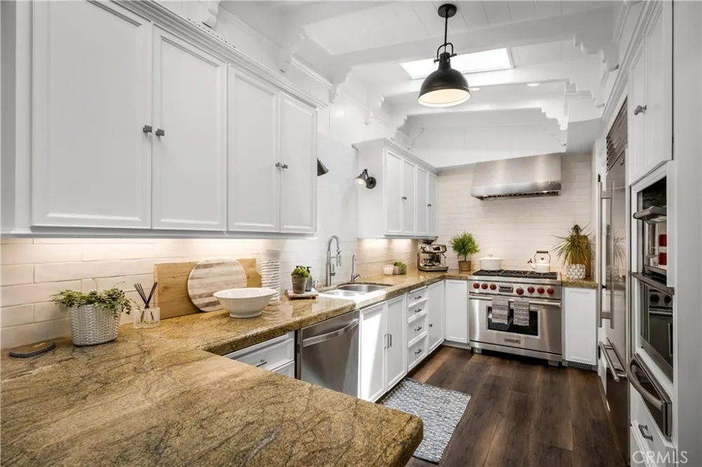 522 Thalia Street Laguna Beach, CA 92651