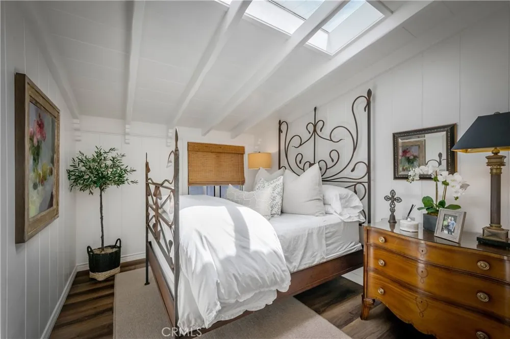522 Thalia Street Laguna Beach, CA 92651