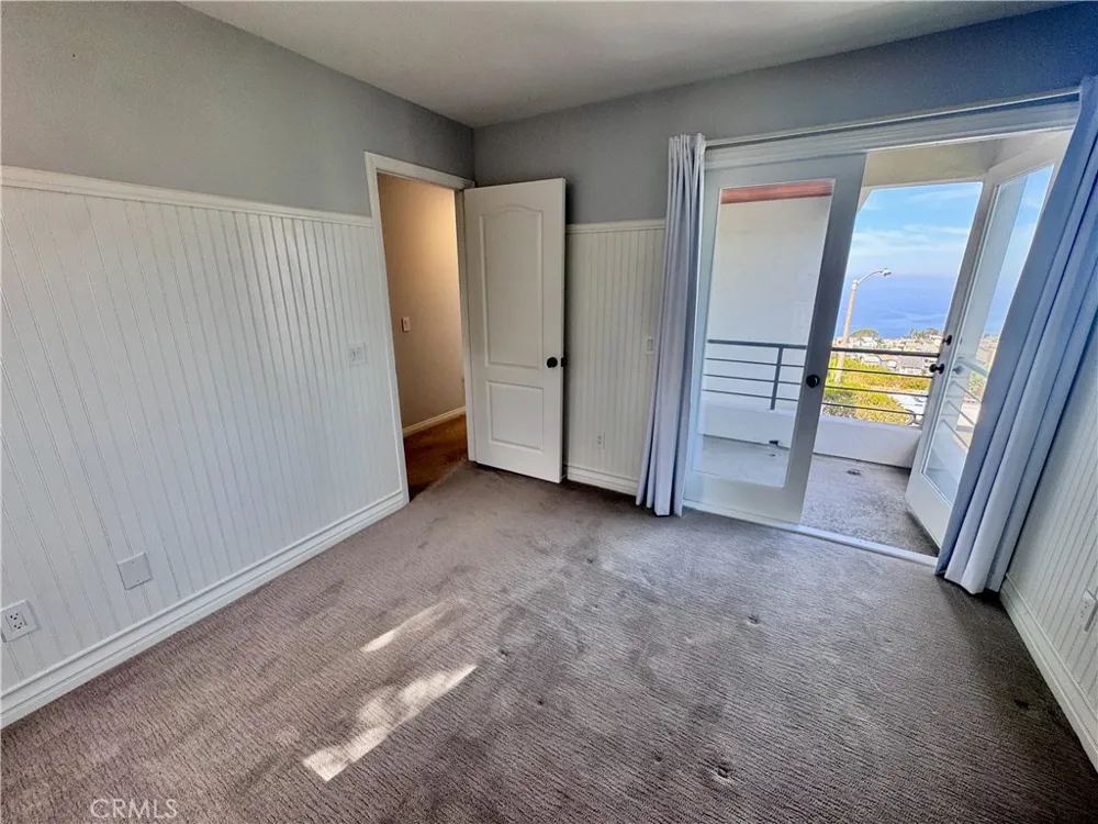 896 Quivera Laguna Beach, CA 92651