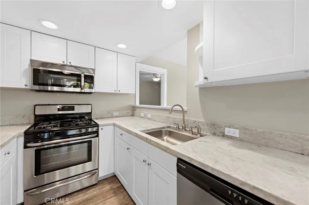 280 Aster Street #2 Laguna Beach, CA 92651