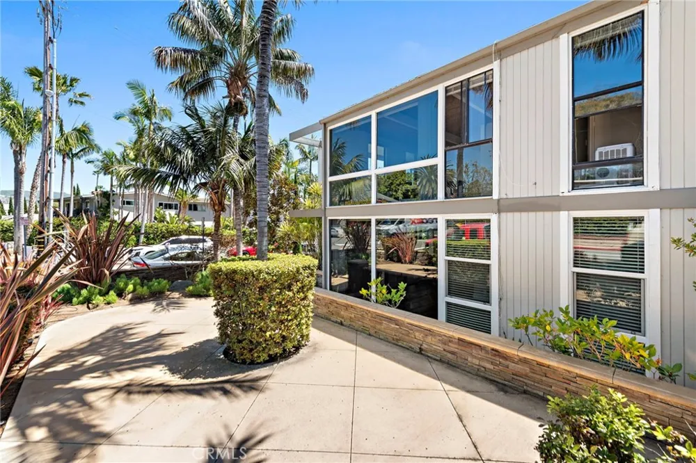 280 Aster Street #2 Laguna Beach, CA 92651