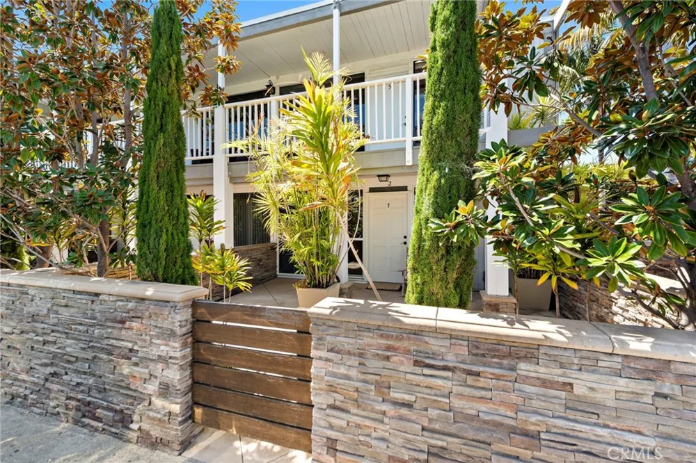 280 Aster Street #2 Laguna Beach, CA 92651