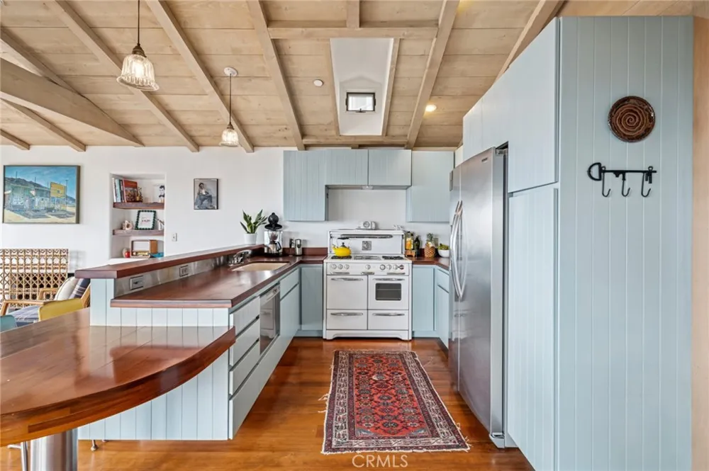 32036 Sunset Laguna Beach, CA 92651