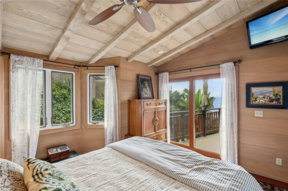 32036 Sunset Laguna Beach, CA 92651