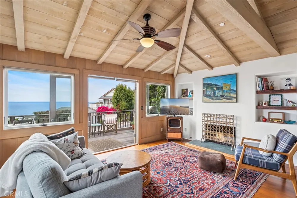 32036 Sunset Laguna Beach, CA 92651