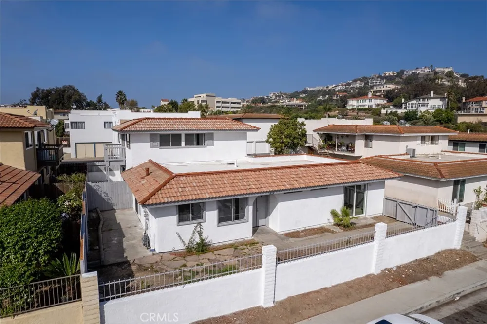 611 Calle Campana #4 San Clemente, CA 92673