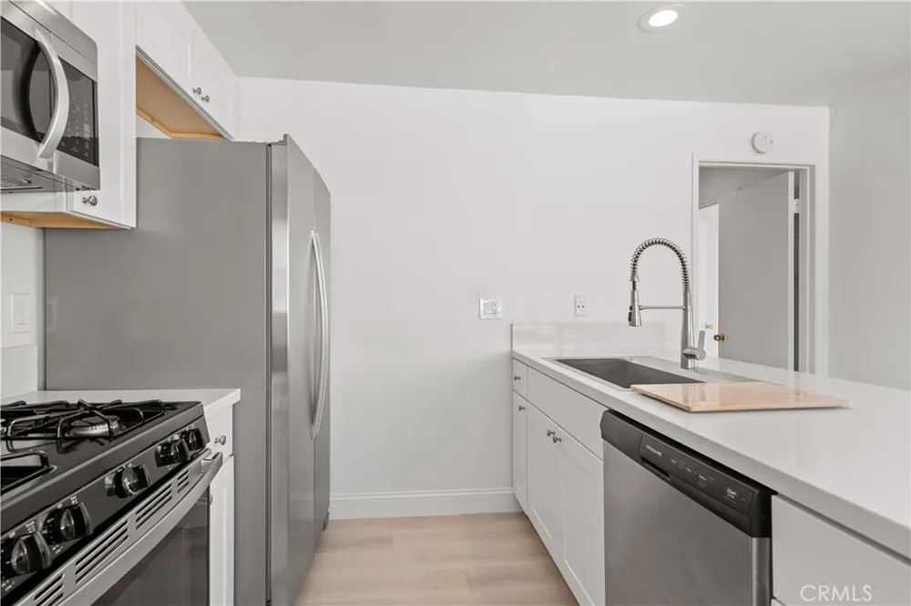 611 Calle Campana #4 San Clemente, CA 92673