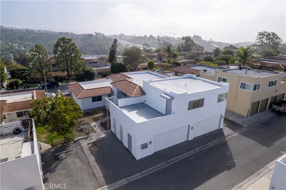 611 Calle Campana #4 San Clemente, CA 92673