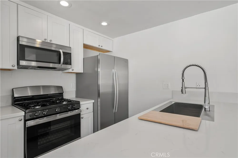 611 Calle Campana #4 San Clemente, CA 92673