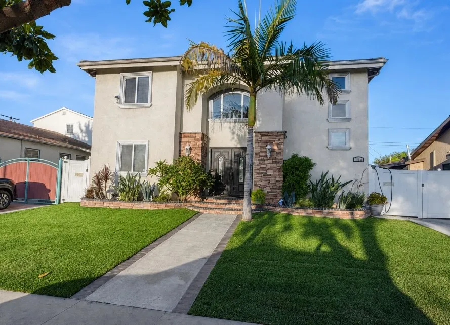 10140 Harvest Ave Santa Fe Springs, CA 90670