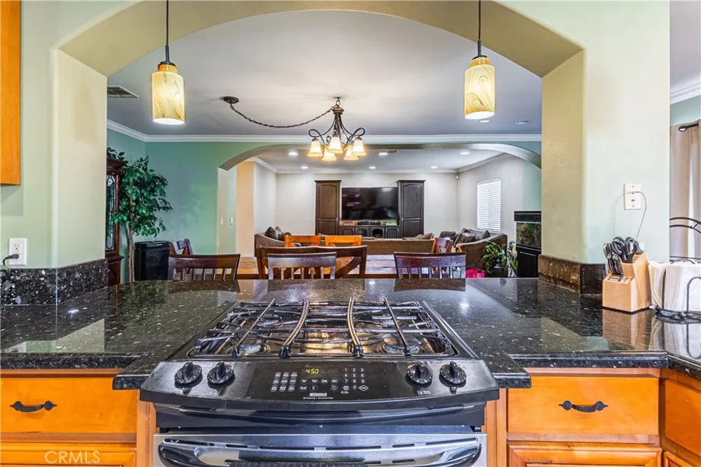 10140 Harvest Ave Santa Fe Springs, CA 90670
