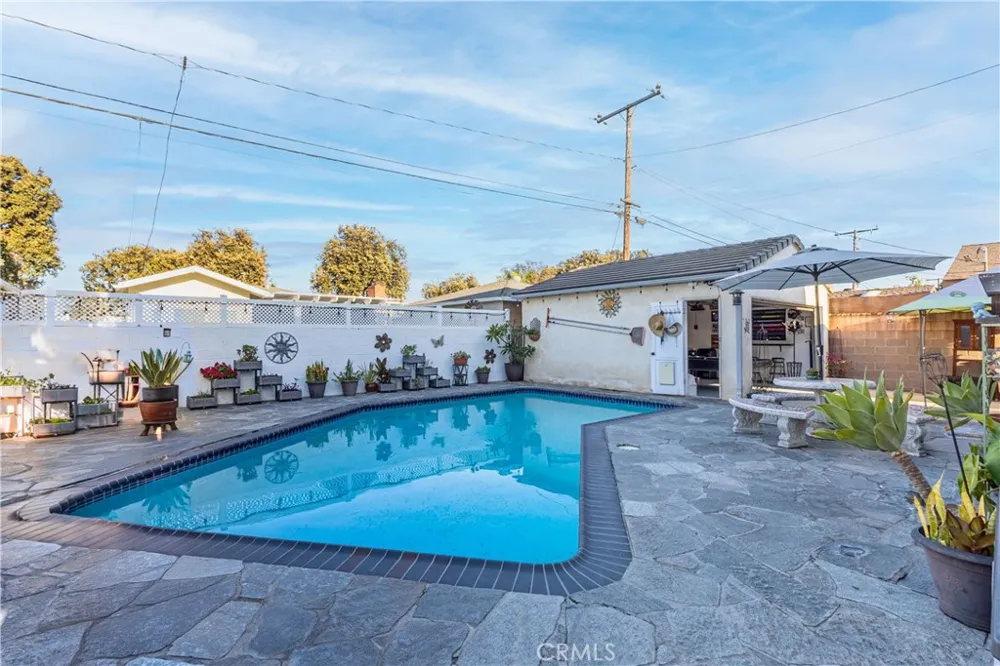 10140 Harvest Ave Santa Fe Springs, CA 90670