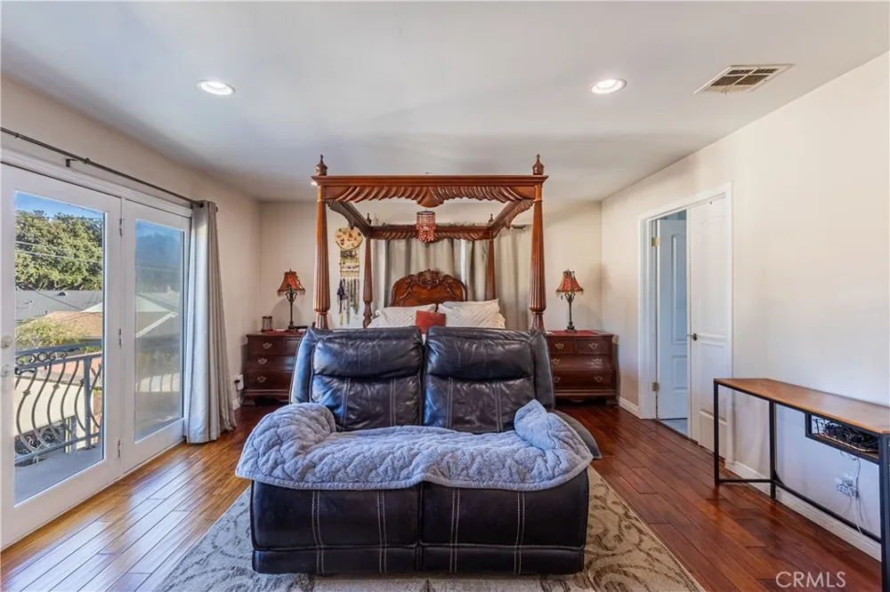 10140 Harvest Ave Santa Fe Springs, CA 90670