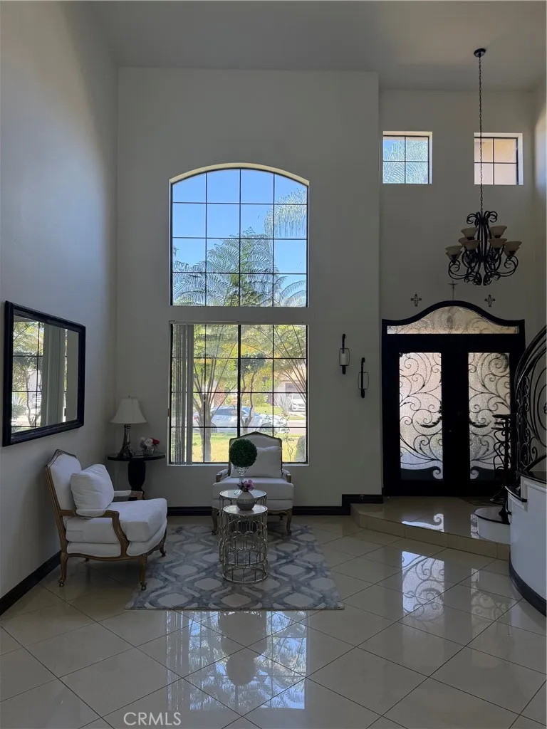 6619 Pinon Court Chino, CA 91710