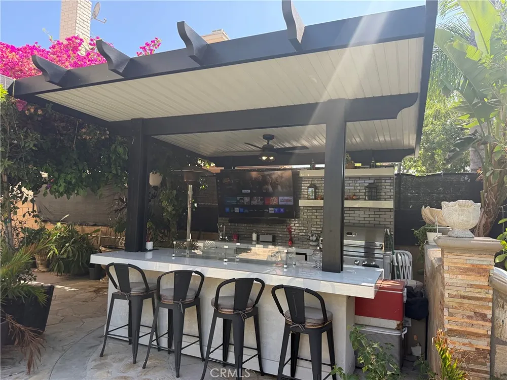 6619 Pinon Court Chino, CA 91710