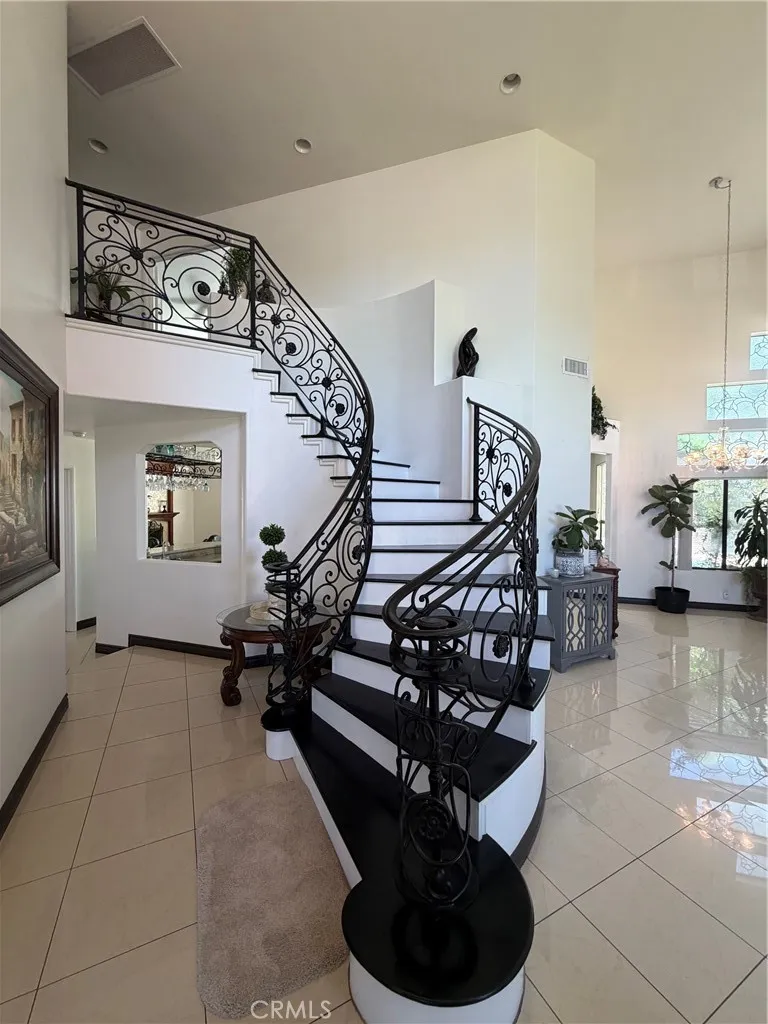 6619 Pinon Court Chino, CA 91710