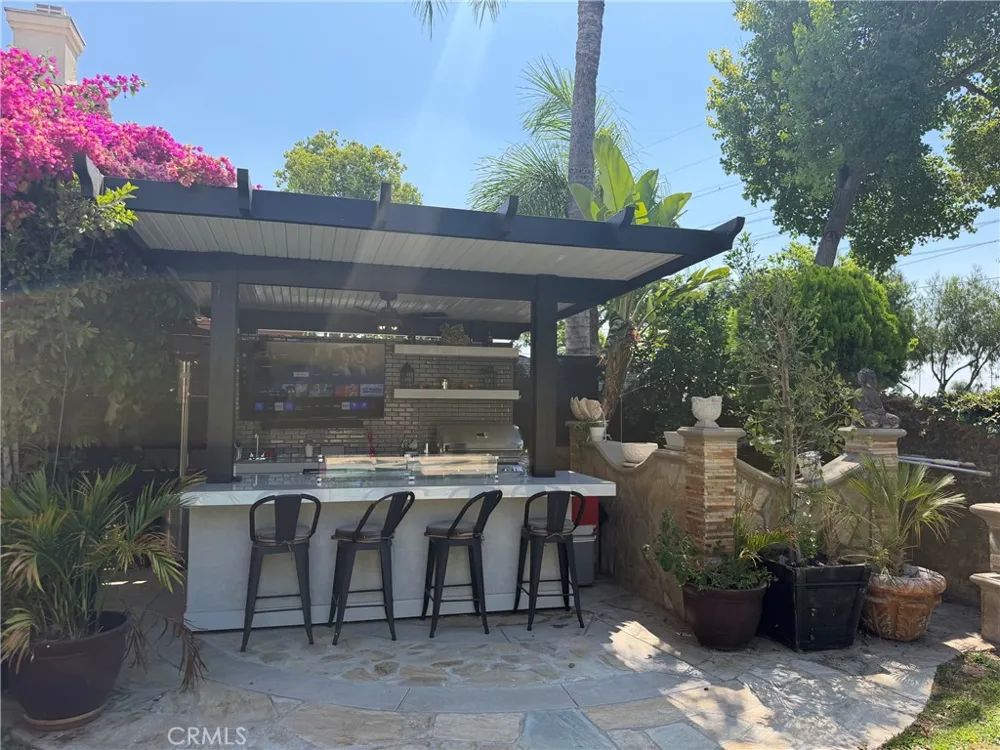 6619 Pinon Court Chino, CA 91710