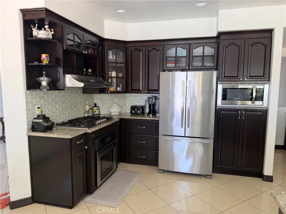 6619 Pinon Court Chino, CA 91710