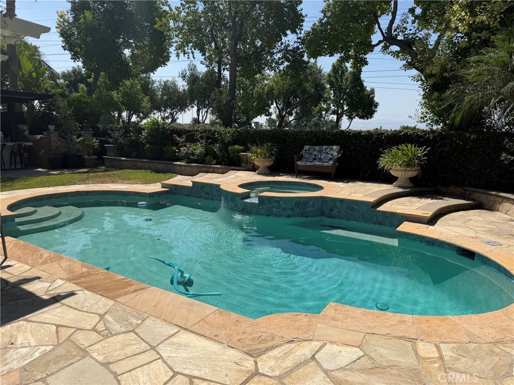 6619 Pinon Court Chino, CA 91710