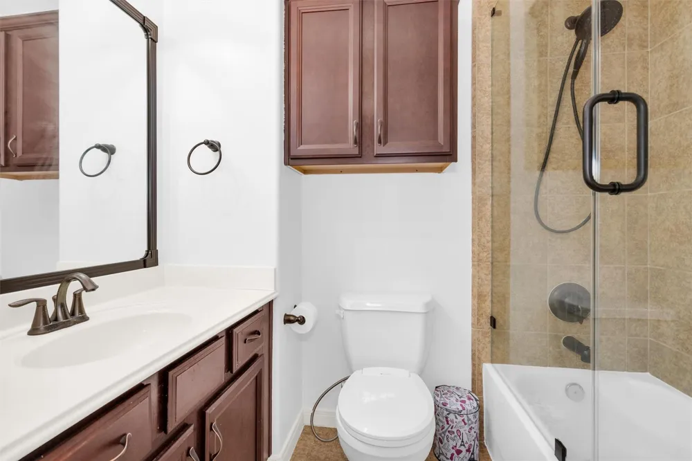 2944 Auburn Woods Drive Pearland, TX 77581