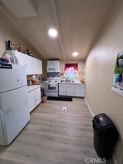 9513 Stanford Planada, CA 95365