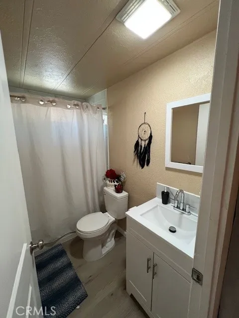 9513 Stanford Planada, CA 95365