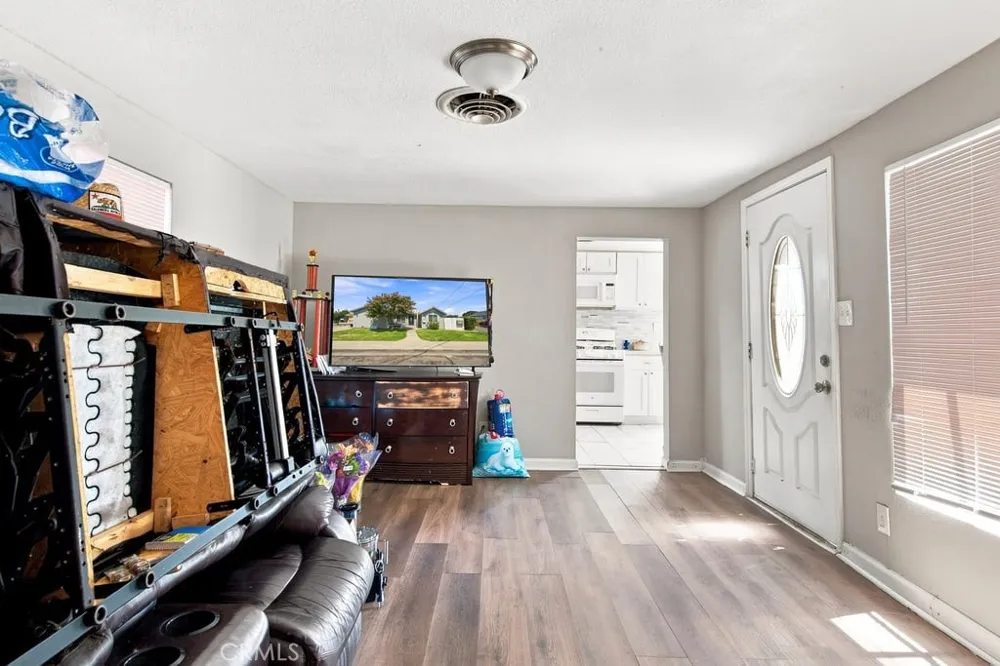 417 Sutter Manteca, CA 95336