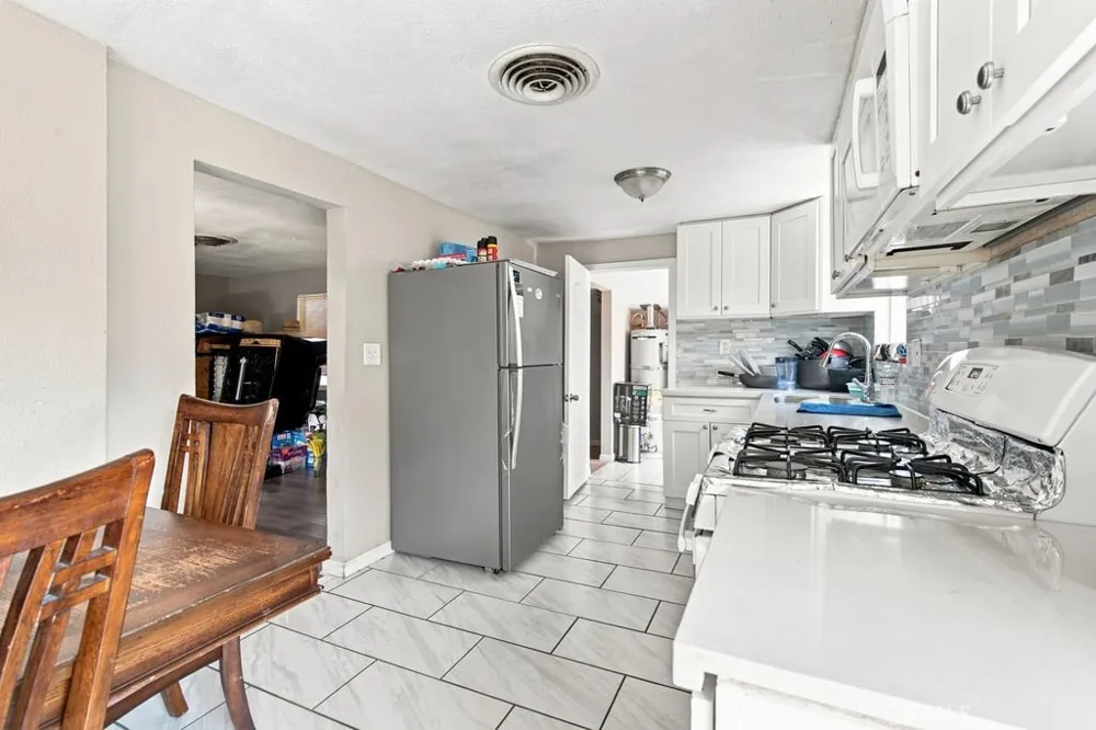 417 Sutter Manteca, CA 95336