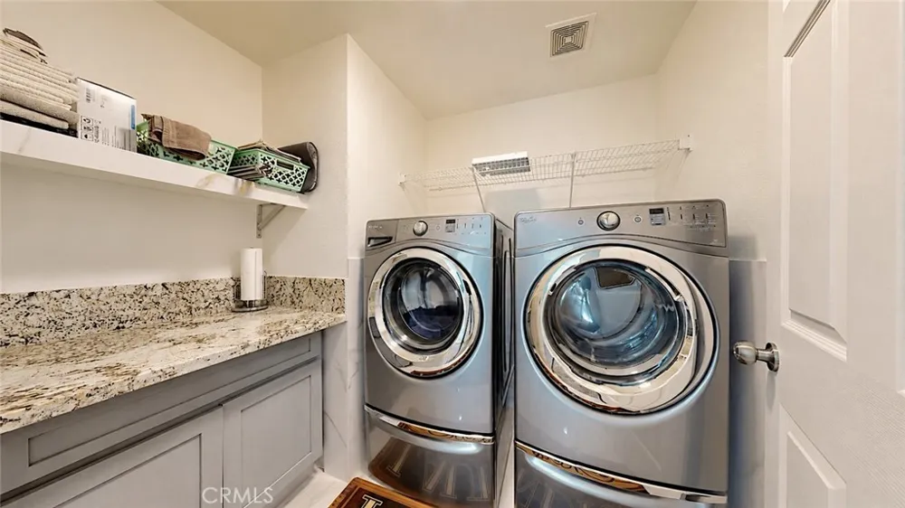 206 River Pointe Waterford, CA 95386