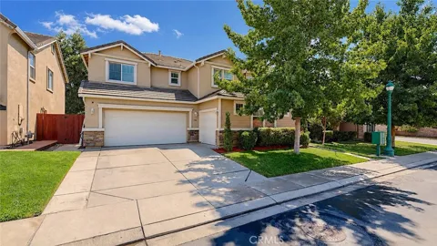 206 River Pointe
