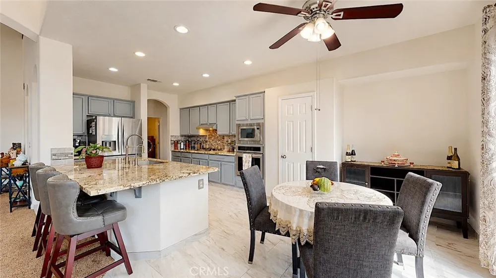 206 River Pointe Waterford, CA 95386