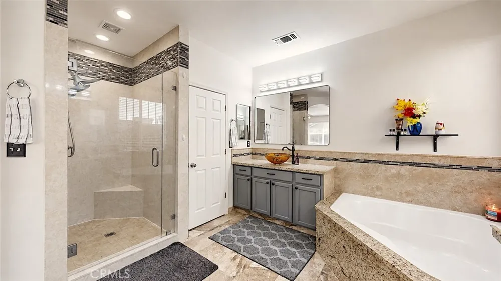 206 River Pointe Waterford, CA 95386