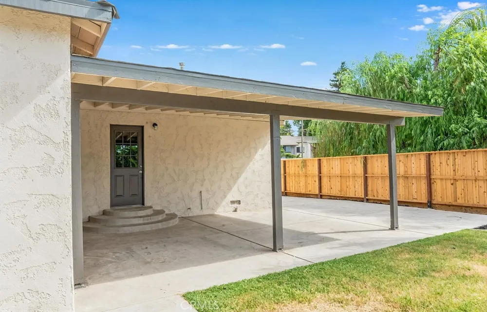 942 W Childs Merced, CA 95341
