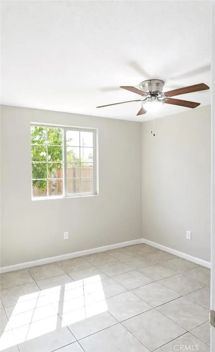 942 W Childs Merced, CA 95341