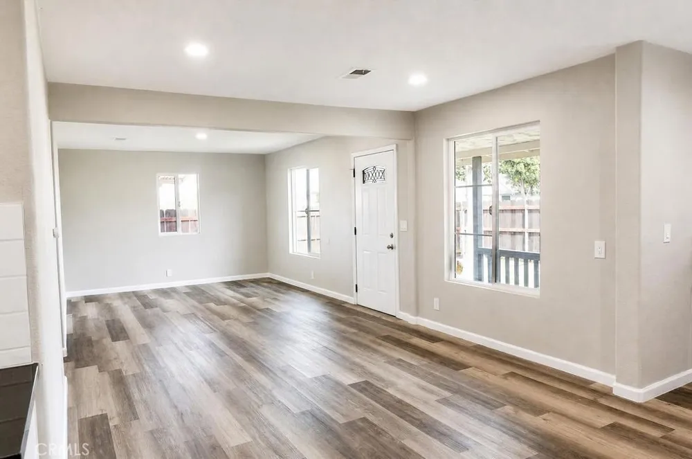 942 W Childs Merced, CA 95341