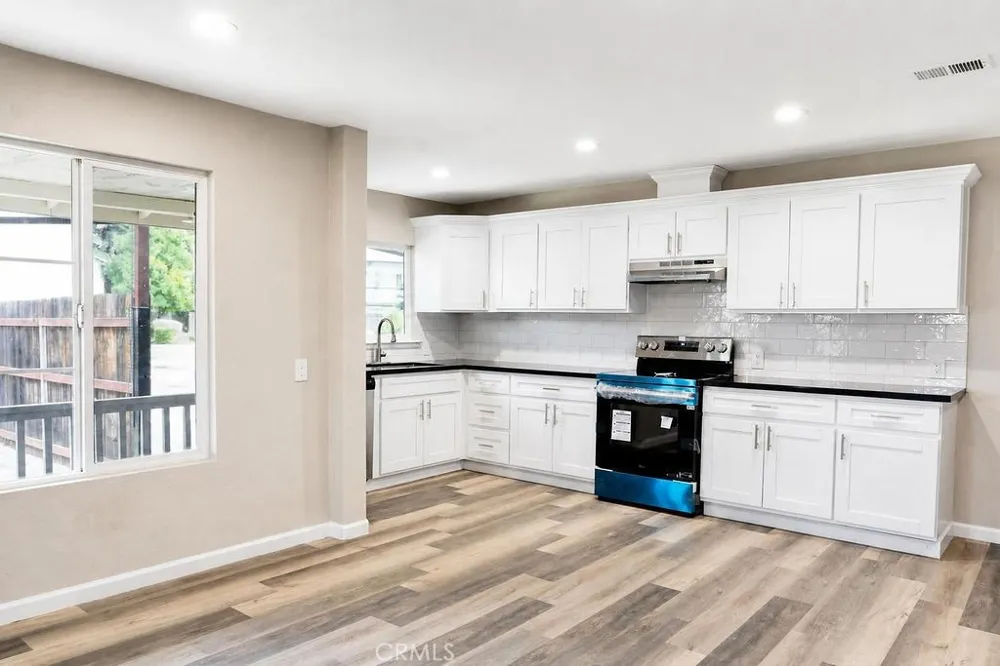942 W Childs Merced, CA 95341