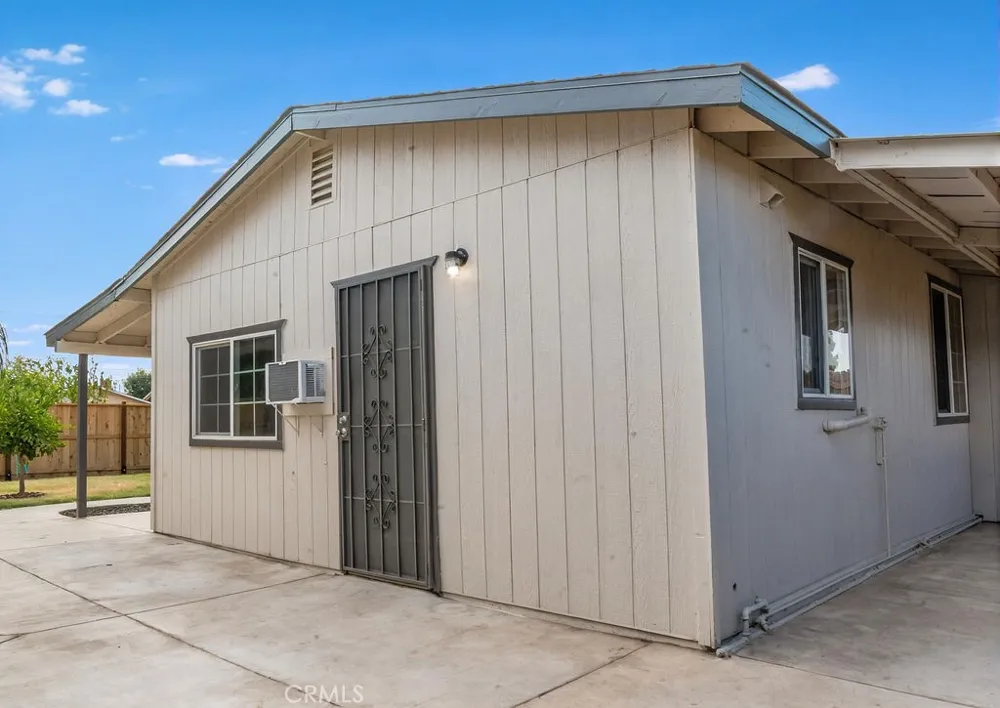 942 W Childs Merced, CA 95341