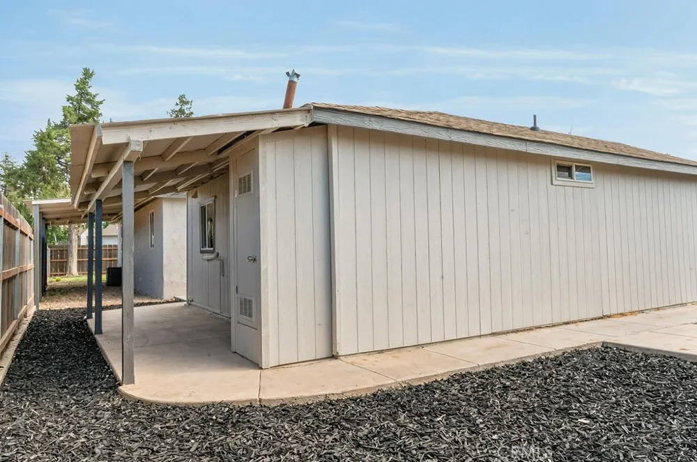 942 W Childs Merced, CA 95341