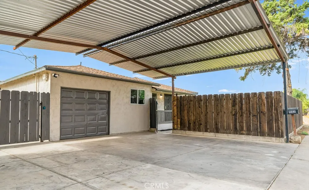 942 W Childs Merced, CA 95341