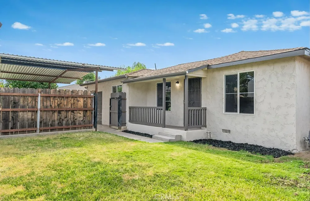 942 W Childs Merced, CA 95341
