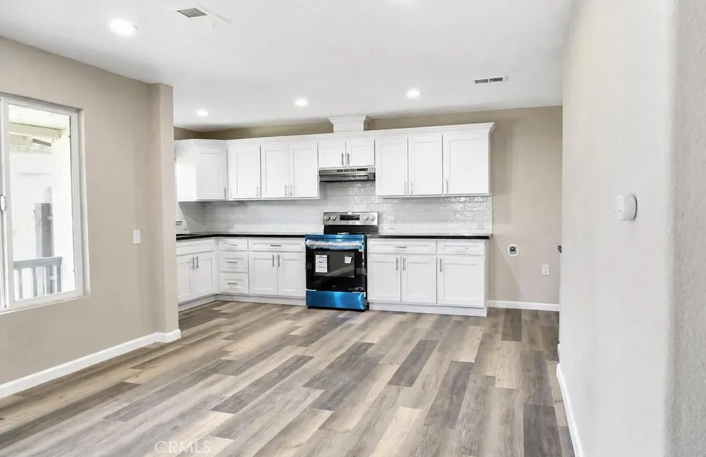 942 W Childs Merced, CA 95341